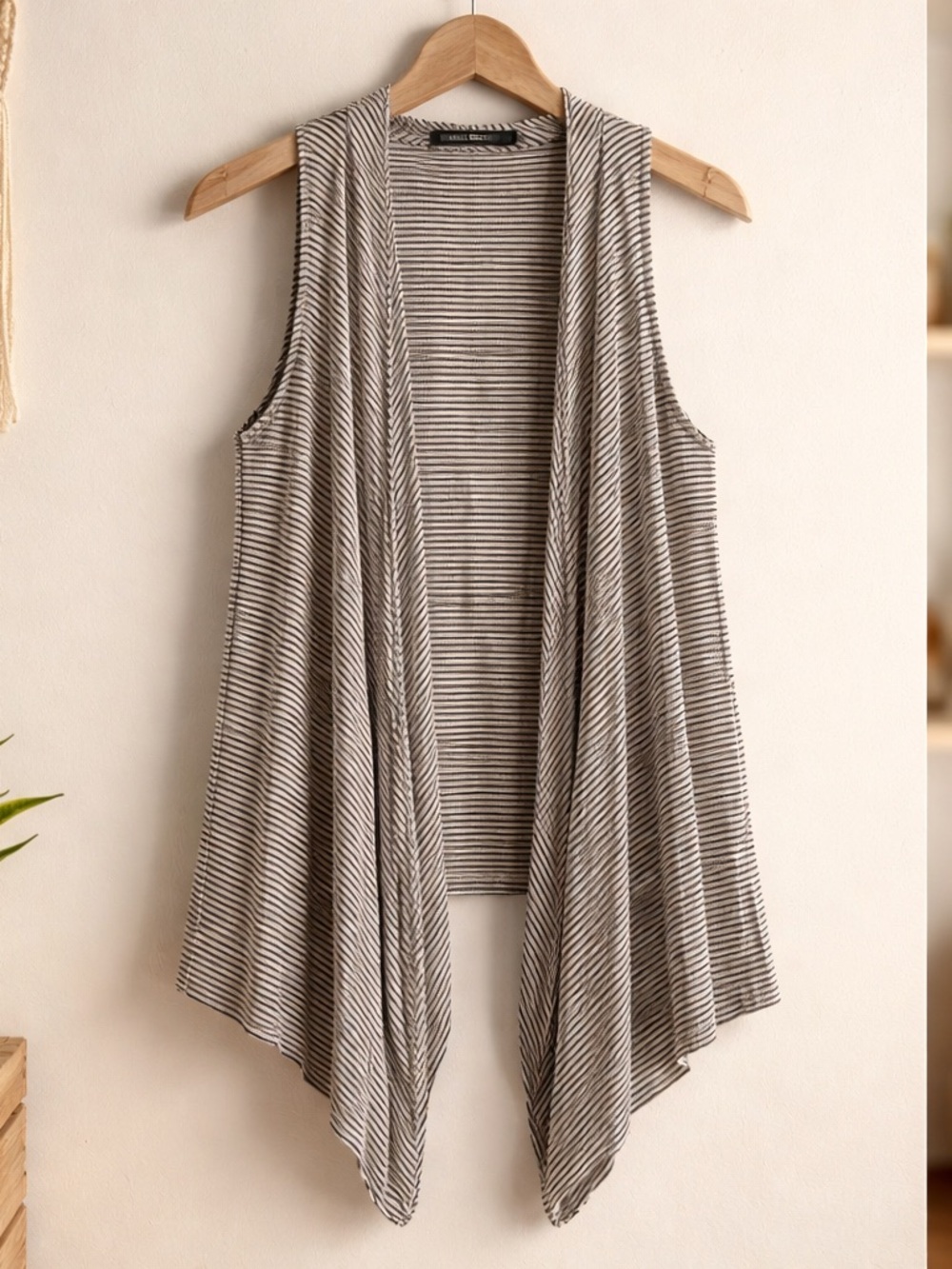 Splendid Asymmetrical Striped Sleeveless Drape Vest in Black and White